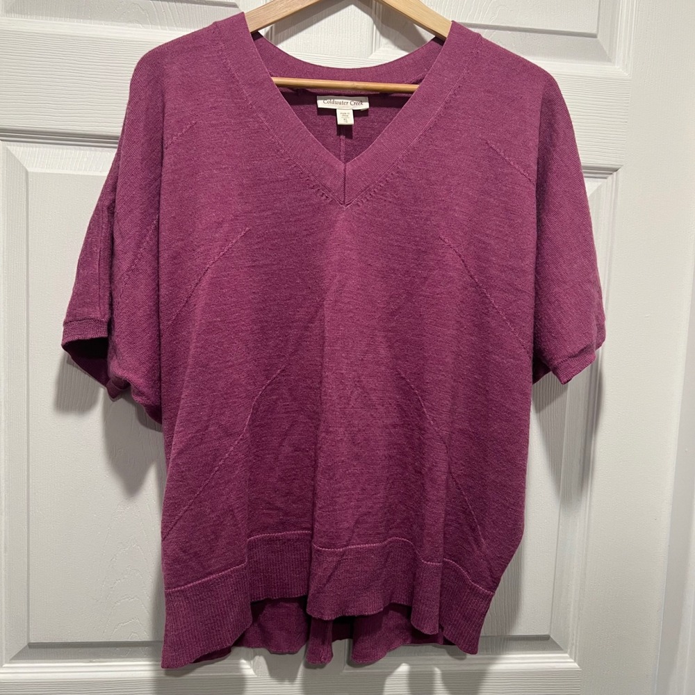 Coldwater Creek Womens XL Berry Purple V-Neck Short Sleeve Pleated Back Sweater